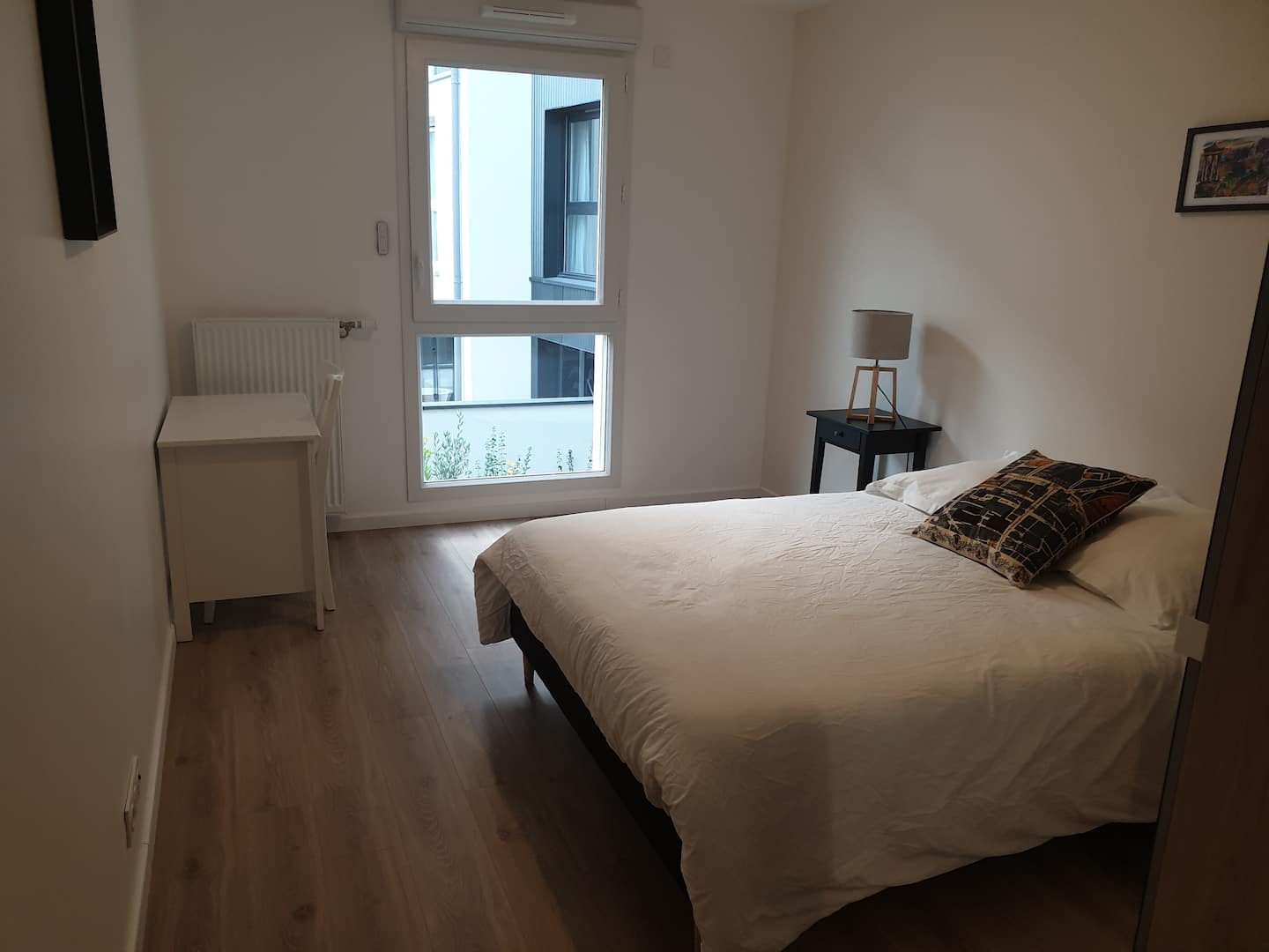Votre chambre individuelle, lit double, bureau