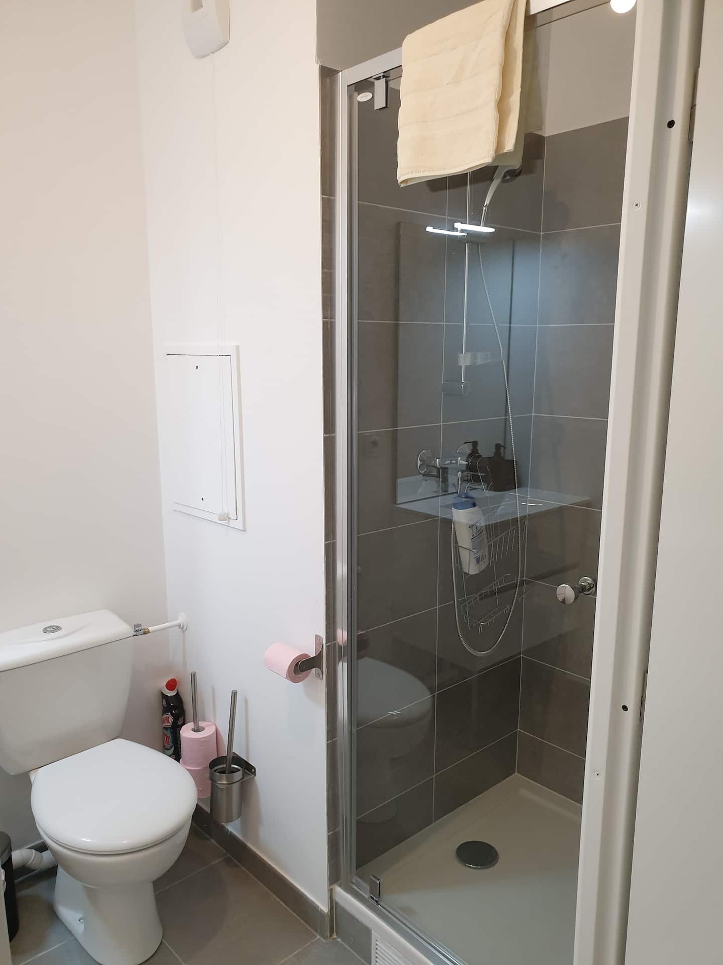 Salle de bains entière 1 image 2